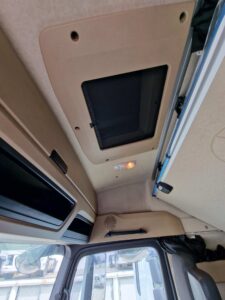 truck MERCEDES ACTROS 1851 FV017RW 114971